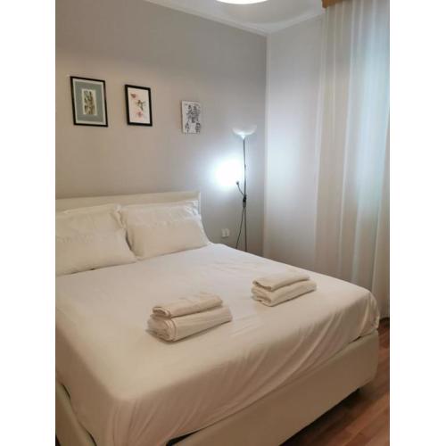 PERFECT APARTMENT for centre and Miramare