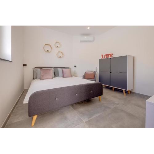 Perfect Location, Cosy 1BR Apartment