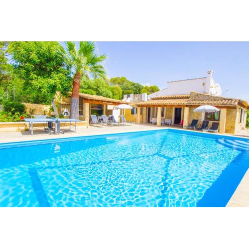 Perfecta villa para vacaciones con wifi y A/C