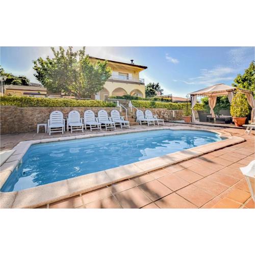 Pet Friendly Home In Vidreres