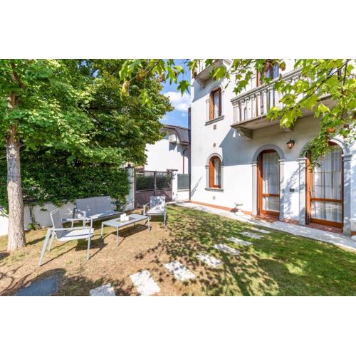 Pet-Friendly & Modern APT with Garden