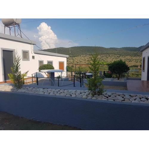 Petrit Guesthouse