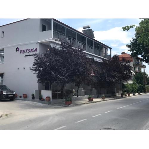 Petska Apartments