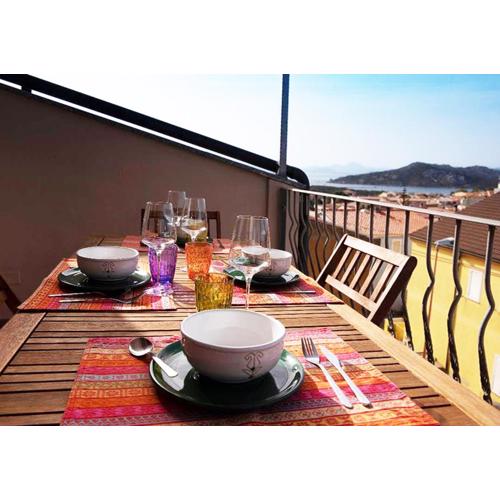 Pgs Immobiliare srls Bellavista Mare Attico con balcone vista mare e parcheggio privato La Maddalena