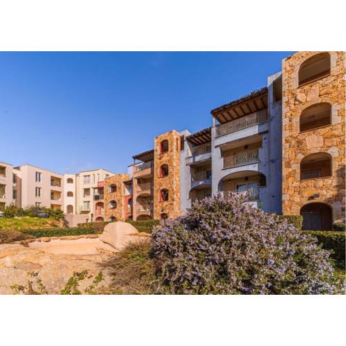 Pgs Immobiliare srls Esters House Moderno Trilocale con parcheggio privato La Maddalena
