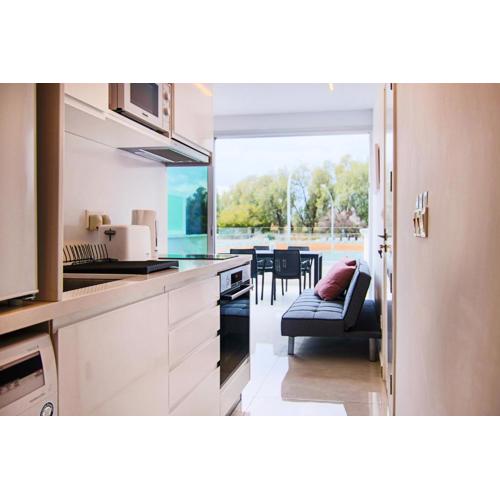 Phaedrus Living - Seaside Luxury Flat Harbour 110