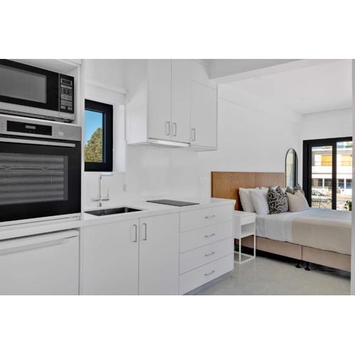 Phaedrus Living Alkminis Seaside Suites Playa