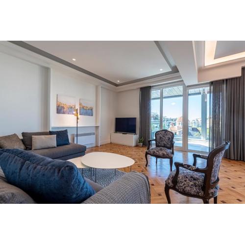 Phaedrus Living City Center Luxury Flat Neos Kosmos