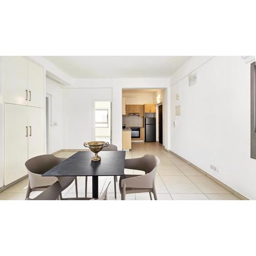 Phaedrus Living Ledras Residences 202