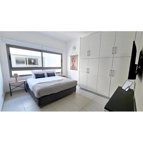 Phaedrus Living Ledras Residences 203