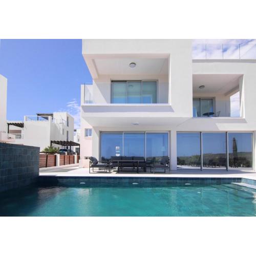 Phaedrus Living Luxury Seaview Coral Bay Villa