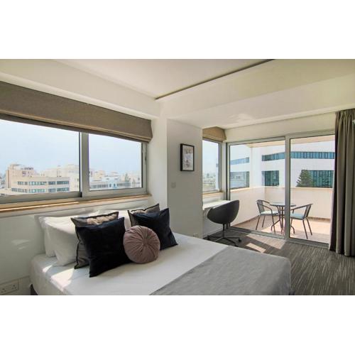 Phaedrus Living: Luxury Suite Nicosia 507