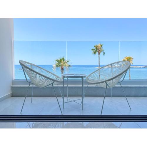 Phaedrus Living: Marina Sea View Flat 214 Emerald