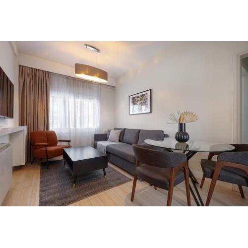 Phaedrus Living Mini Art House Michelangelo