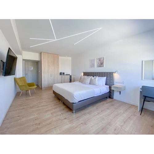 Phaedrus Living: Plateia Suite Brillante