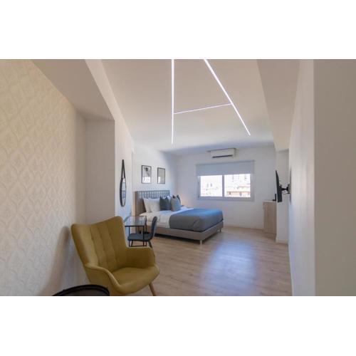 Phaedrus Living: Plateia Suite Grigio