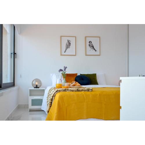 Phaedrus Living Seaview Luxury Flat Marina Court 213