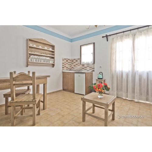 Philoxenia Apartments