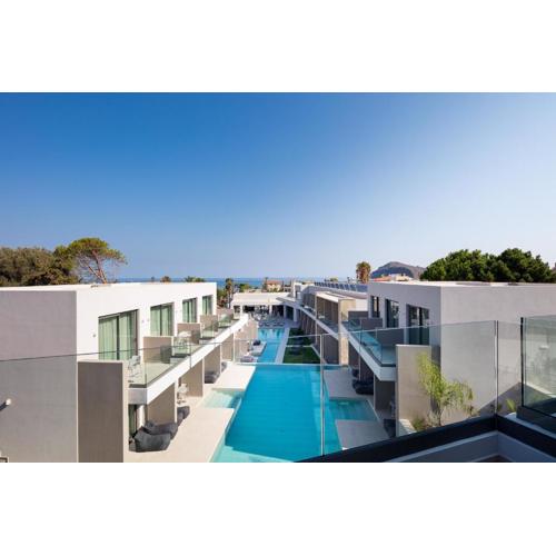 Phos Hotel Adults Only