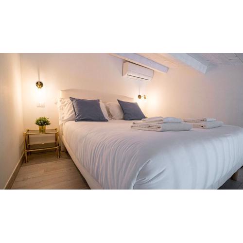 Piccola Luna Cozy Home