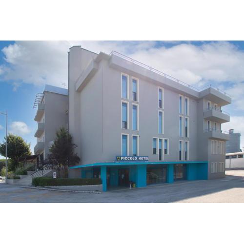 Piccolo Hotel
