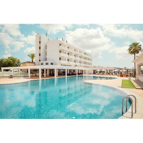 Piere - Anne Beach Hotel