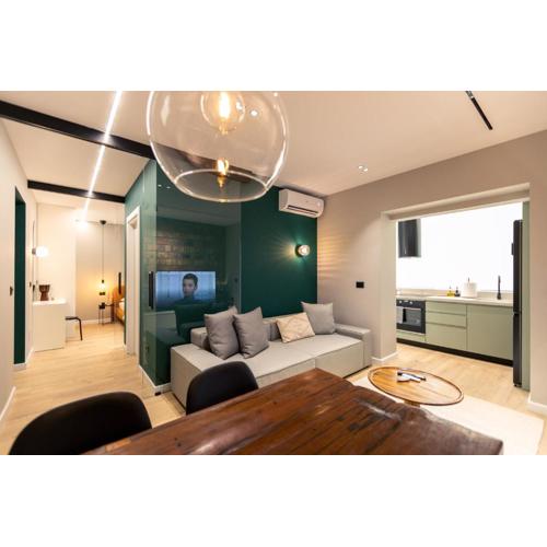 Pine Apartment