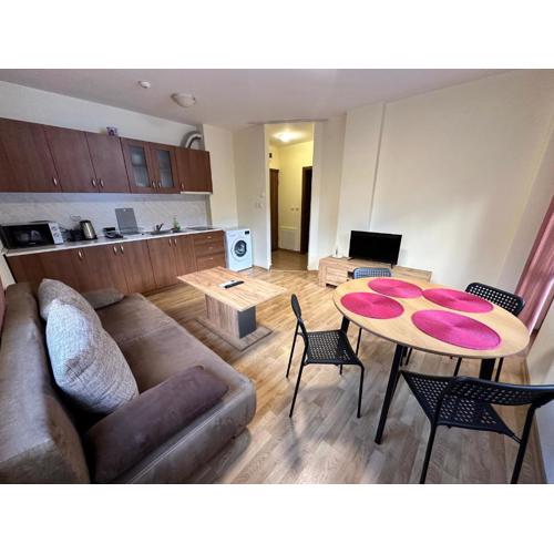 Pine Tree one bedroom apartment