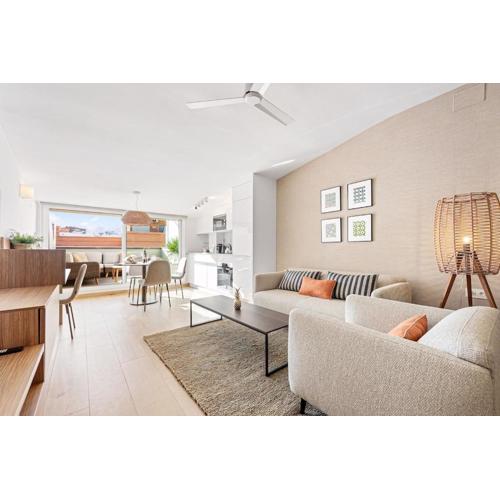 Pineapple Arriola Penthouse