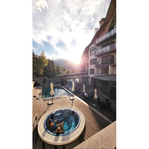 Pirin Deluxe Spa Studios