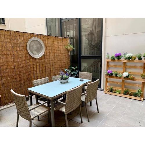 PISO CENTRICO CON PATIO PRIVADO