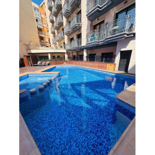 Piso de SIMBA cerca de playa, con piscina y varias terrazas
