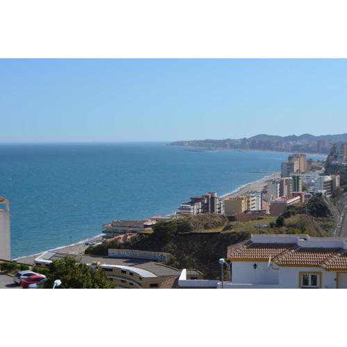 Piso moderno con vistas al mar