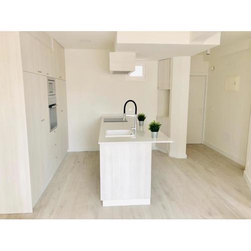 Pisos con Piscina Barrio Exclusivo-WizinkCenter alquiler temporada