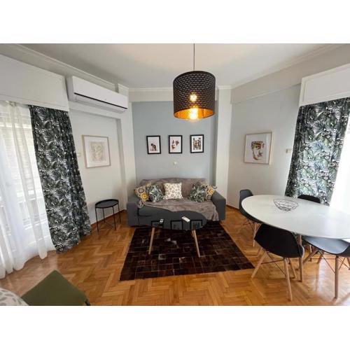 Plaka - 2 Bedroom 2 Bath Flat