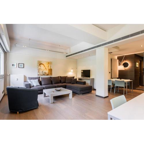 Plaka Stylish 1 Bed Apartment on Cathedral Sq - CM1
