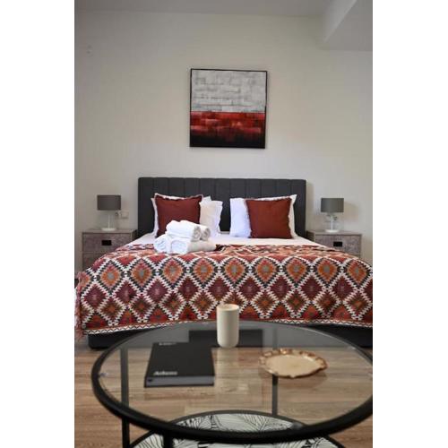 Plaka Two-Bedroom Flat with Acropolis View Terrace