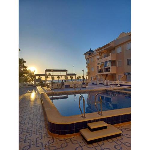 Playa de Los Naufragos Cozy Apartment with Pool