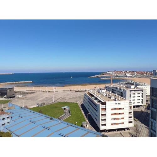 Playa, terraza, vistas al mar, garaje, estación AVE a 5 min andando