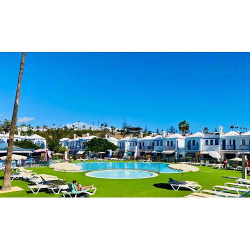 Playmar Pool by Wave Properties