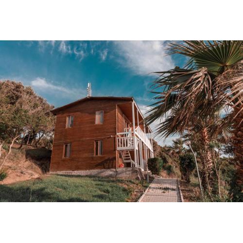 Plazhi Gjeneralit - Small Cabins - Bungalows - Apartaments - Villas - Suite