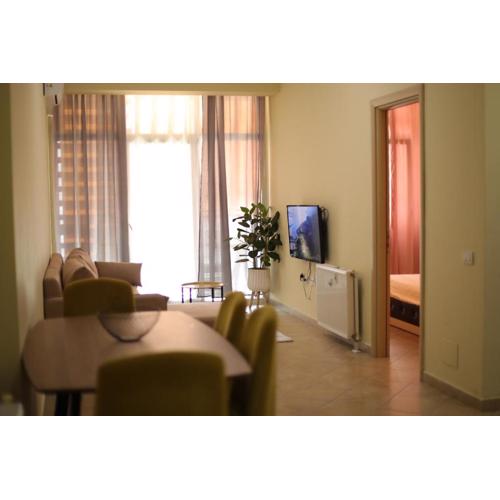 Pleasant apartment with free dedicated parking in Komuna e Parisit