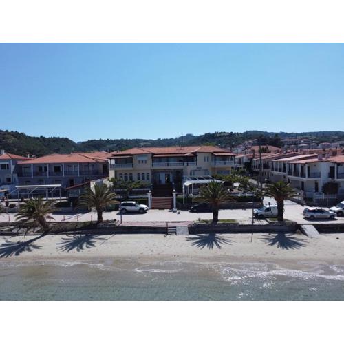 Polychrono Beach Hotel