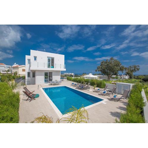 Polymnia Luxury Villas