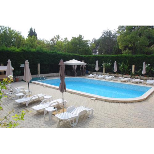 Pomorie Residence 1-bedroom apartment with pool & free parking, 300 m to the beach