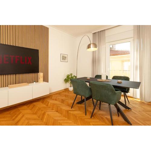 Ponterosso City Center Luxury Apartment FastFibra