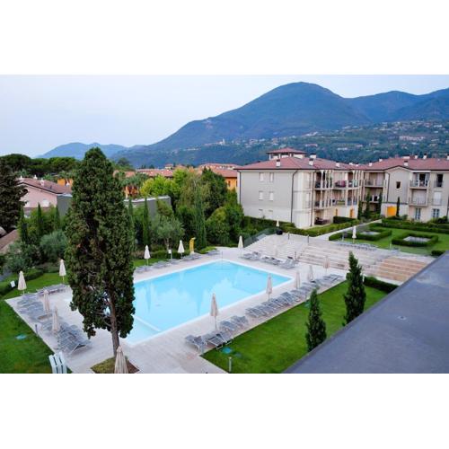 PooL - Relais Fasanella - by Host4U