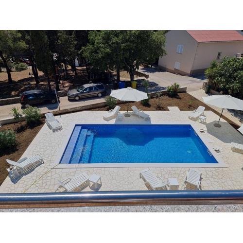 Pool House Viro In Center Novalja