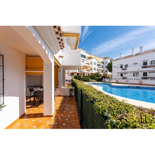 Poolside 2 Bedroom Retreat