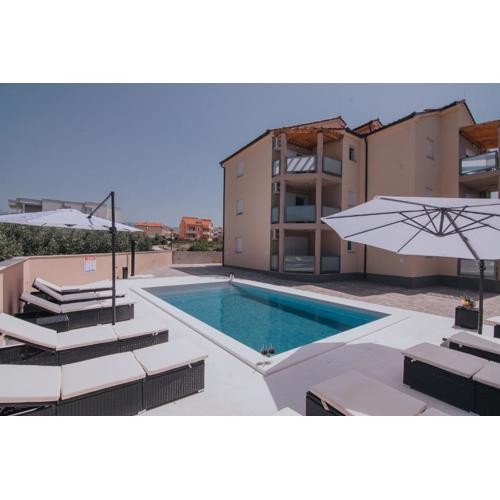Poolside Hideout Apartments